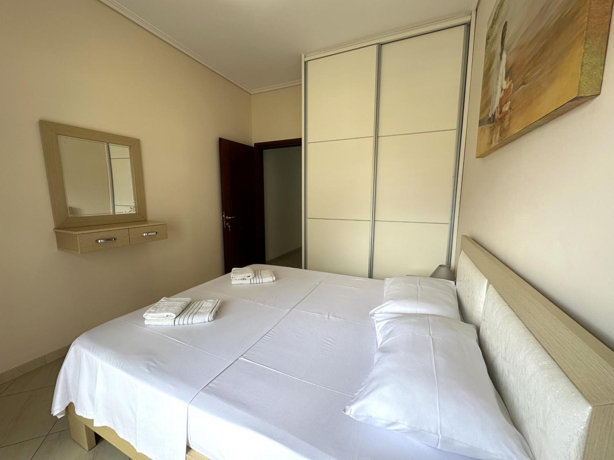 Apartamento Luxy Coral Aparts Sarandë Exterior foto