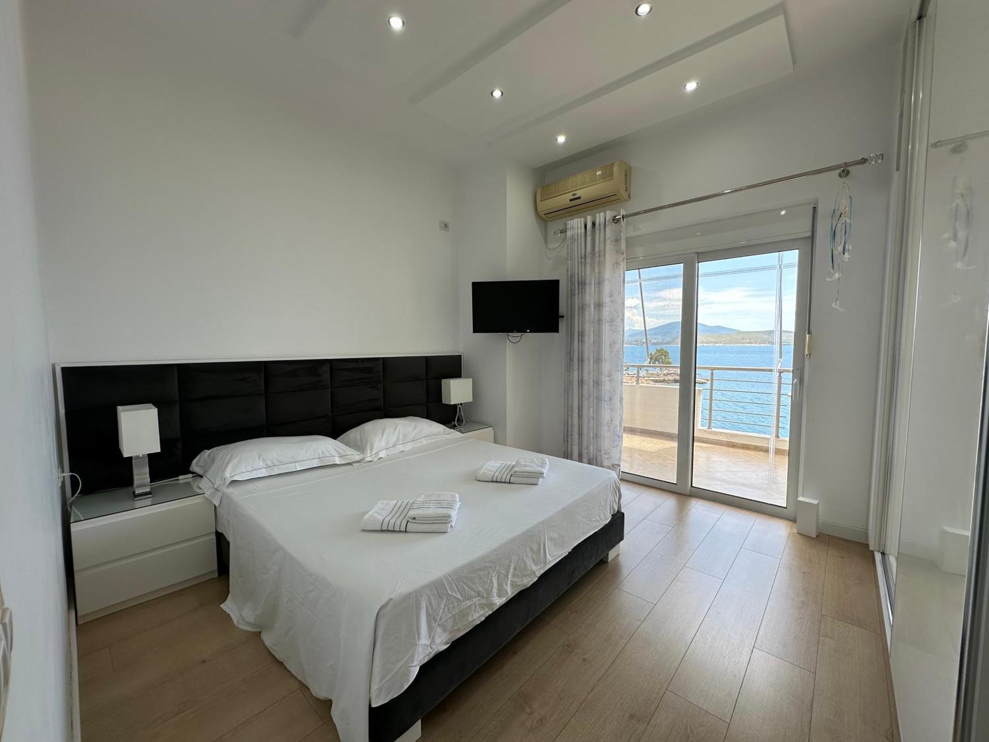 Apartamento Luxy Coral Aparts Sarandë Exterior foto